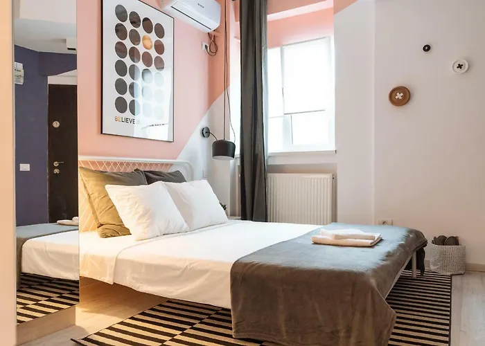 Апартаменти Universitate - Old Town Cosy Eq