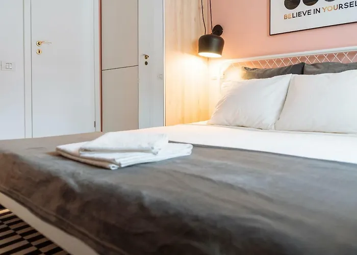 Universitate - Old Town Cosy Eq Appartement Boekarest