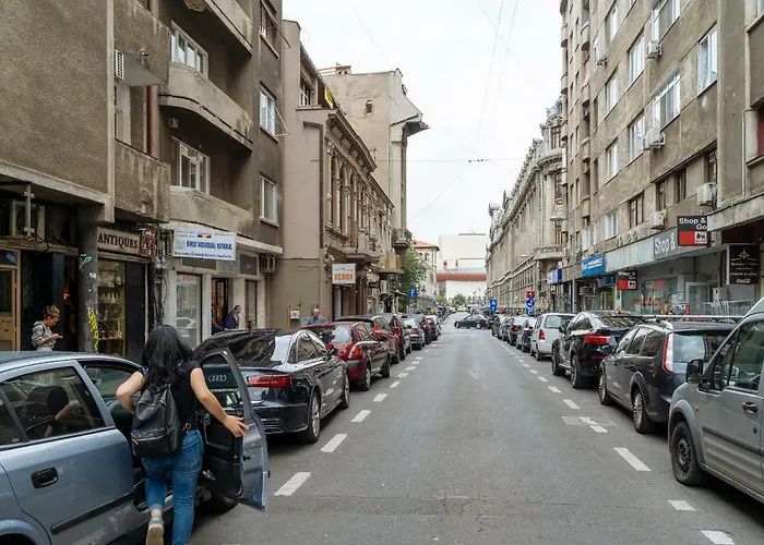 Universitate - Old Town Cosy Eq Апартаменти *